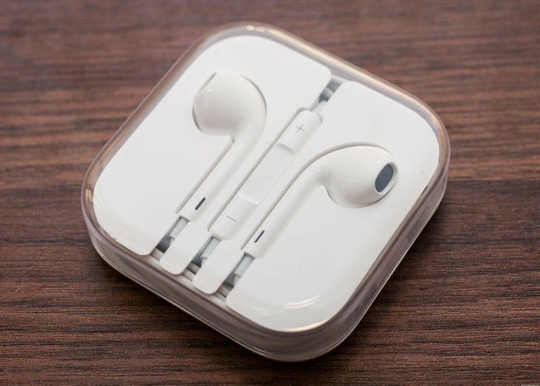Apple EarPods with Remote and Mic - Image 4